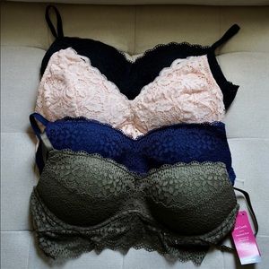 NWT/Never Worn Push Up Bras Bundle - 34B & Medium
